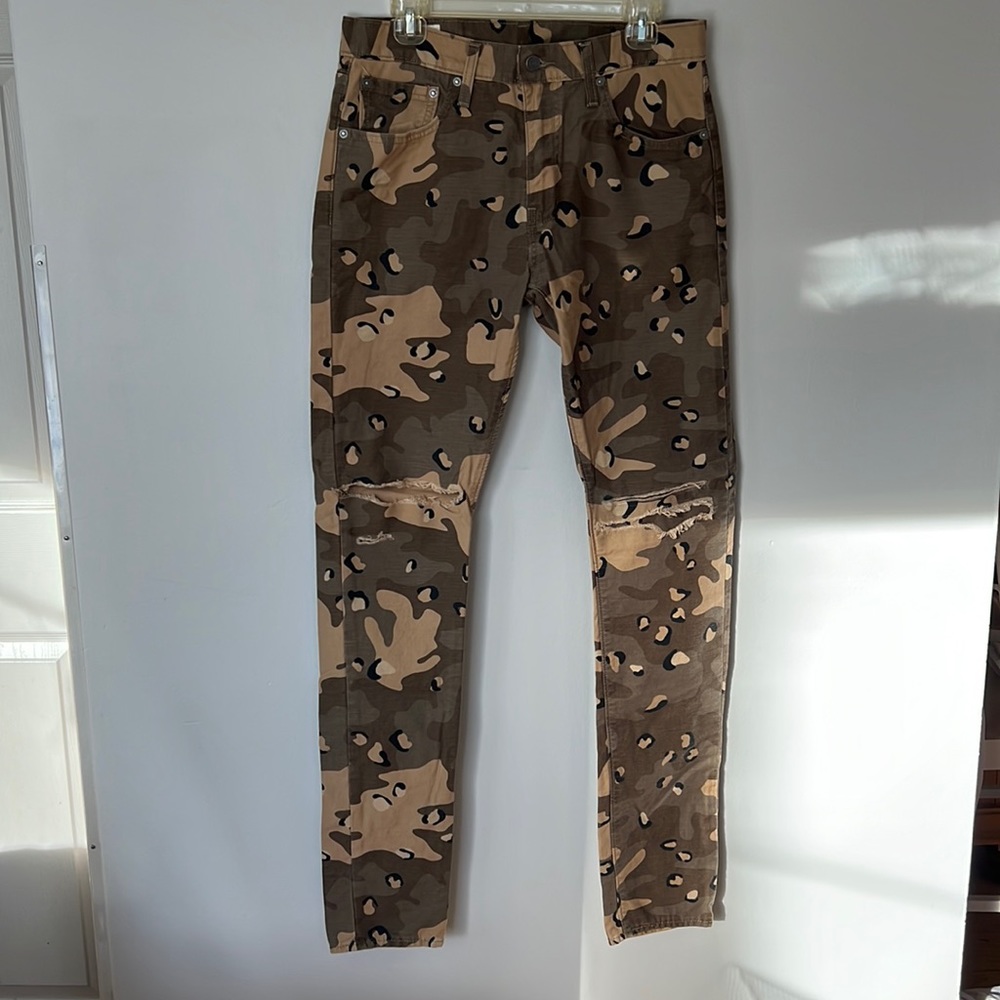 Levi’s premium 501 LO-BALL. Streetwear inspired Xlong inseam for stacked style